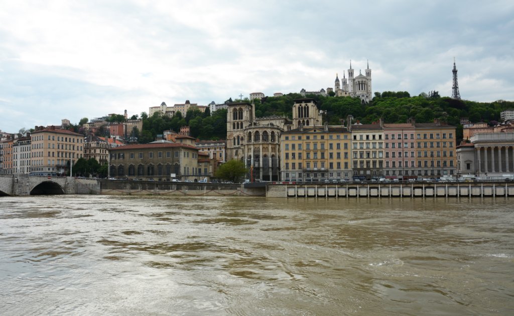 justacrosstheriverislyonscathedralestjeanbaptisteandatthetopofthehillthebasilicanotredamedefourvierewevegottogetupthere.jpg